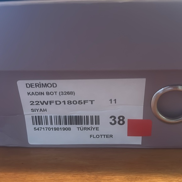 Leather combat boots - Picture 3 of 8